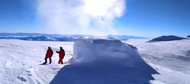 Lunitek Antarctica Melbourne Volcano1
